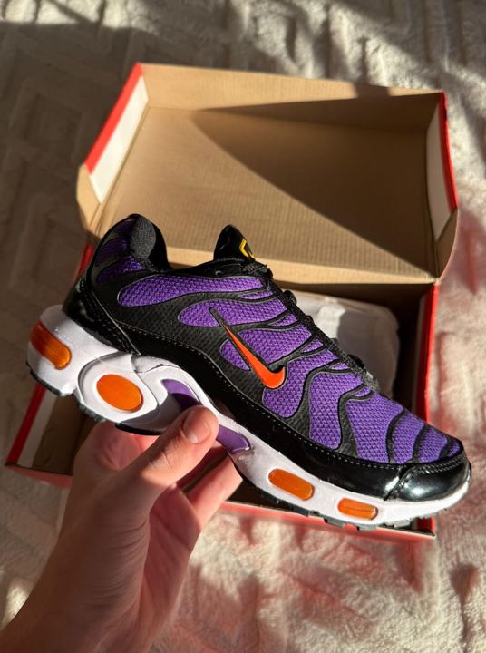 NIKE TN VIOLETA