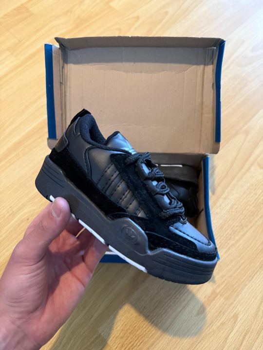 ADI2000 TOTAL BLACK