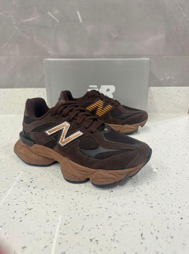 NEW BALANCE 9060 BROWN