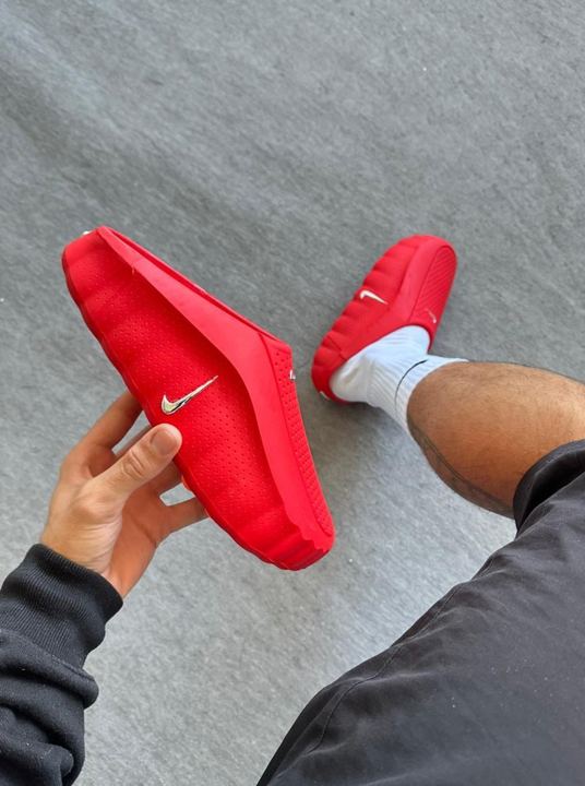 NIKE MIND RED