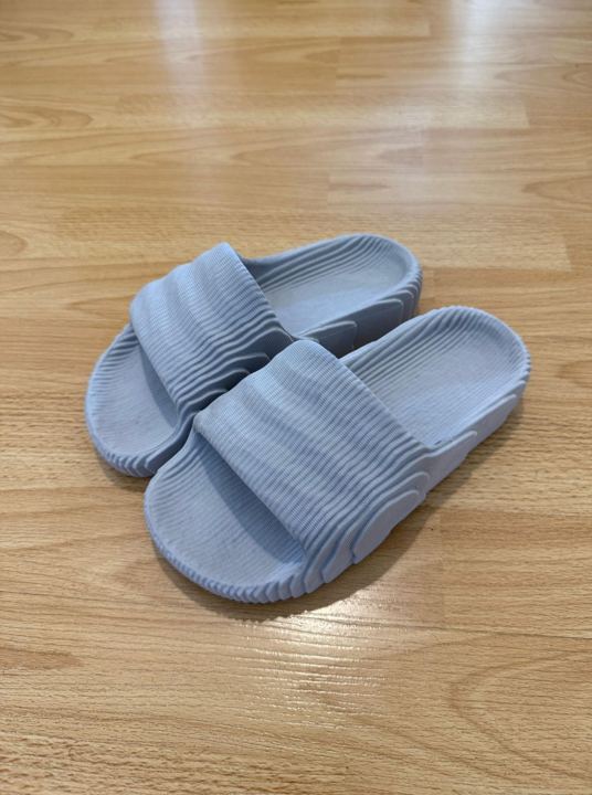 ADILETTE GRIS