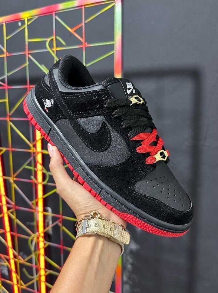 SB DUNK BIRD