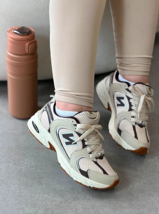 NEW BALANCE 530 BEIGE