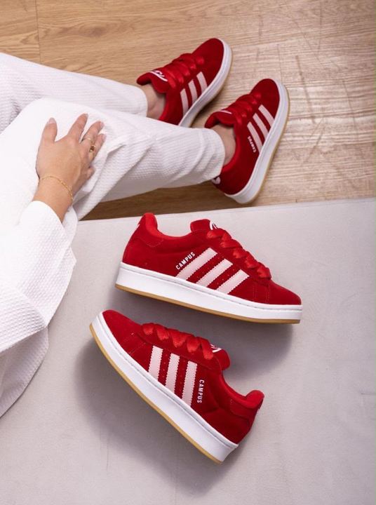 CAMPUS RED