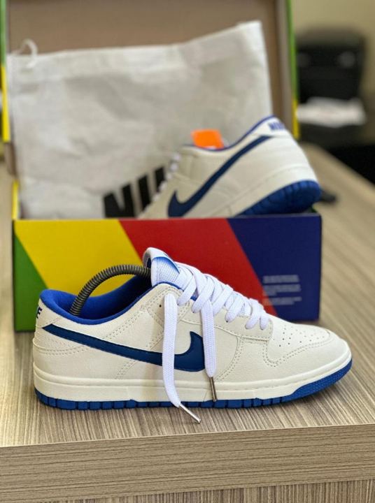 SB DUNK ROYAL