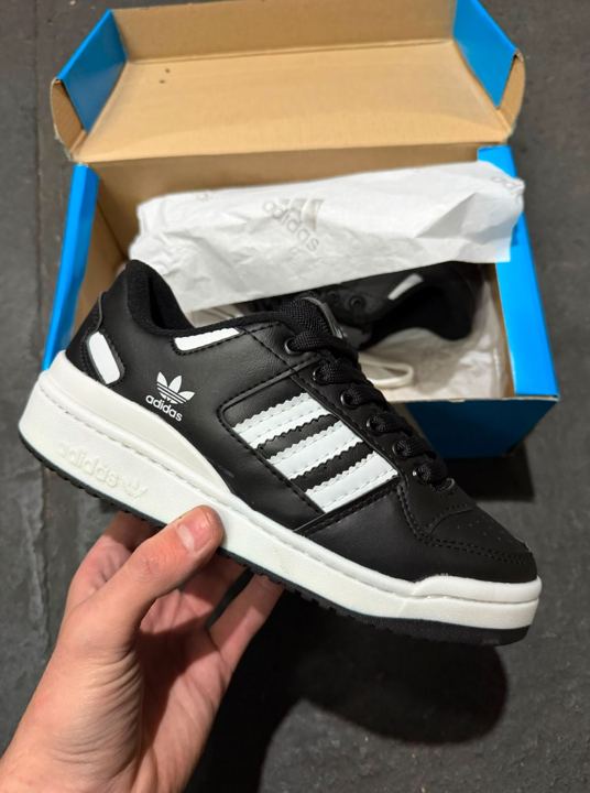 ADIDAS FORUMOREO