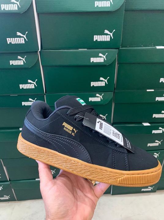 PUMA SUEDE BLACK AND CARAMELO