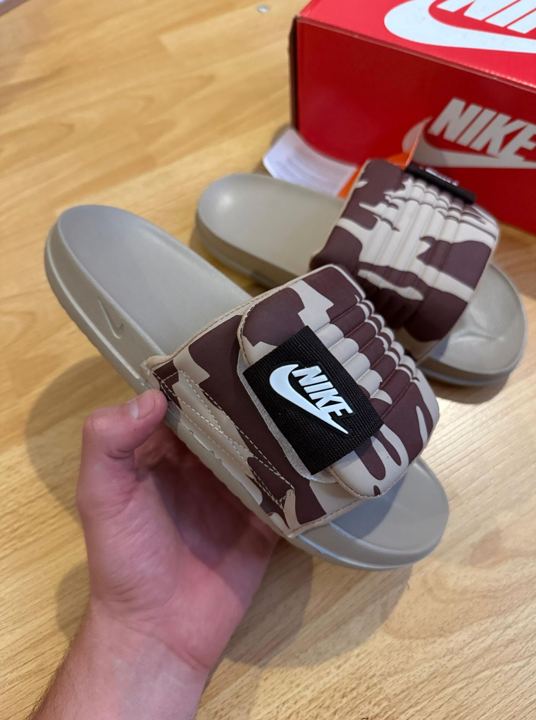 NIKE ADJUST CAMUFLADA