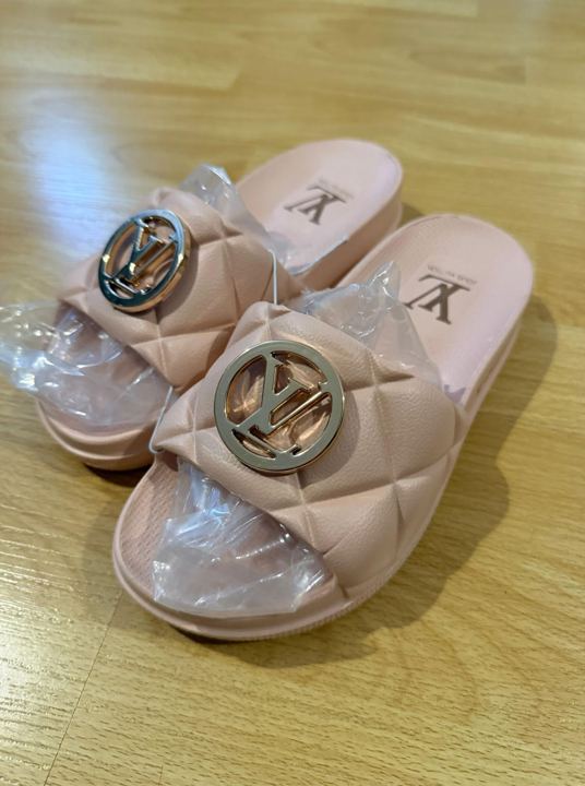 LOUIS VUITTON NUDE
