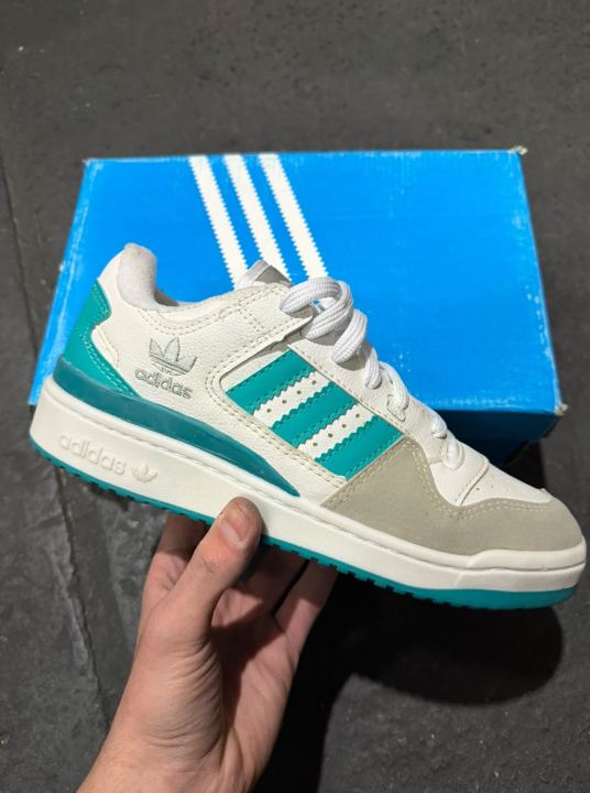 ADIDAS TURQUESA