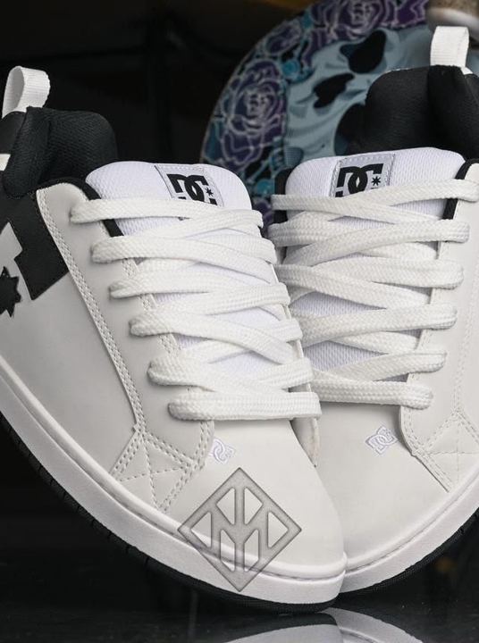 DC COURT WHITE