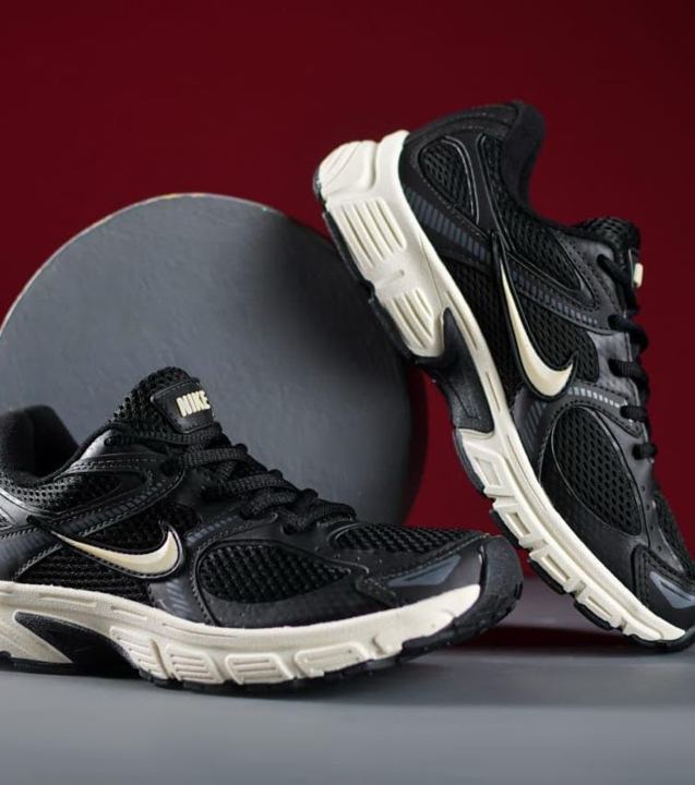 NIKE V5 RNR BLACK