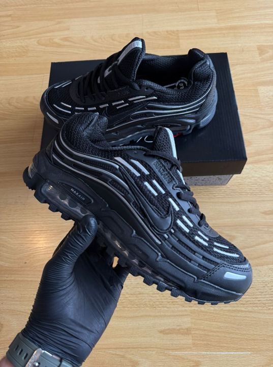 MAX AIR TOTAL BLACK