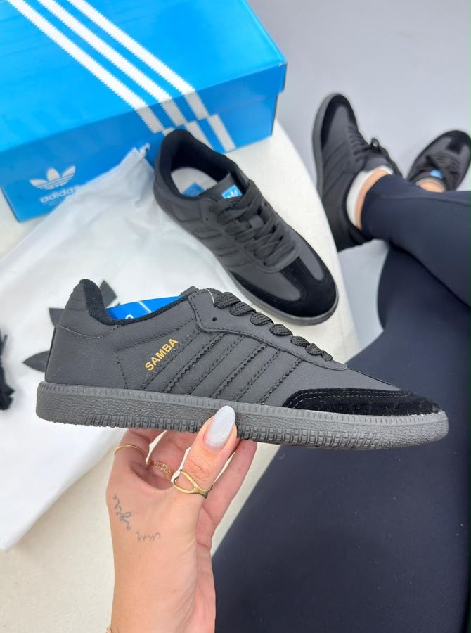 SAMBA TOTAL BLACK